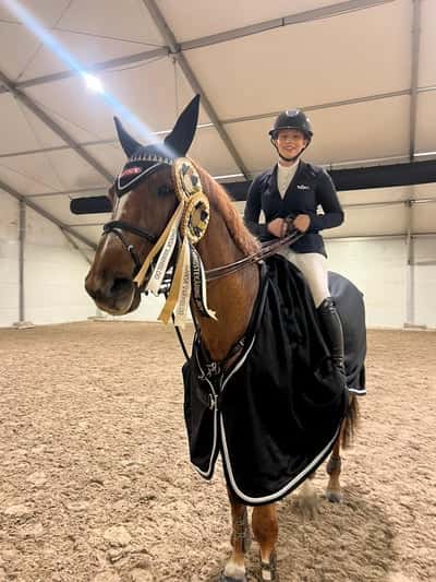 Post 116 of Show jumping with title Seger i första rundan i juniortouren - Herning 🥇✨