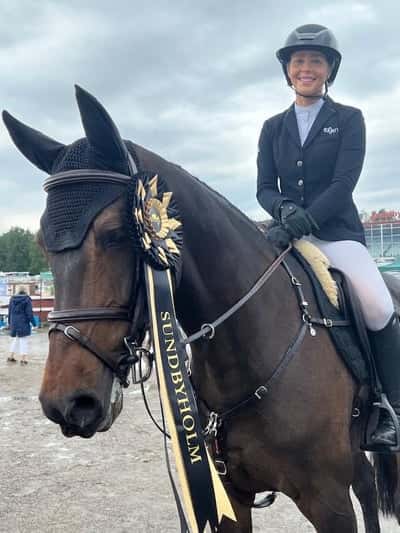 Post 171 of Show jumping with title Placerade i guldrundan i Sundbyholm ✨