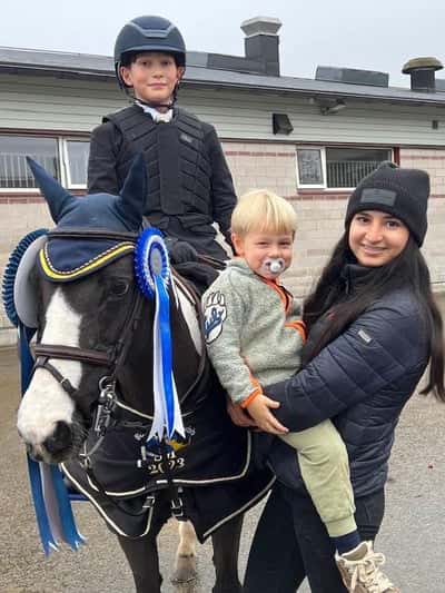 Post 456 of Show jumping with title SM-Silver för Adam och Minnie i Borås 🥈