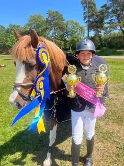 Post 202 of Show jumping with title Adam och Jacko vinner sin första msvb tillsammans!