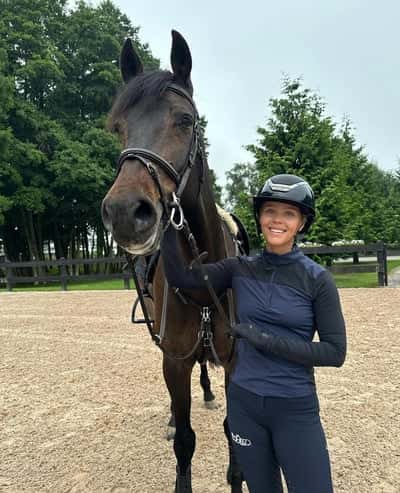 Inlägg 7 av Hannoveraner med titeln Unity och jag ska rida på Stadion ⭐️