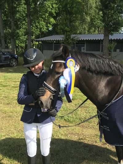 Post 412 of Show jumping with title Första vinsten❤️