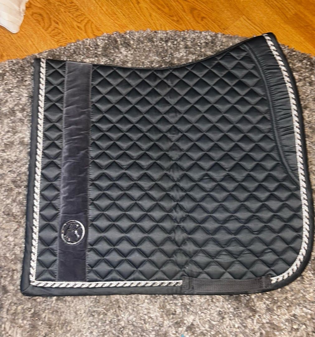 Bild 1 av Svart schabrak från PS of Sweden