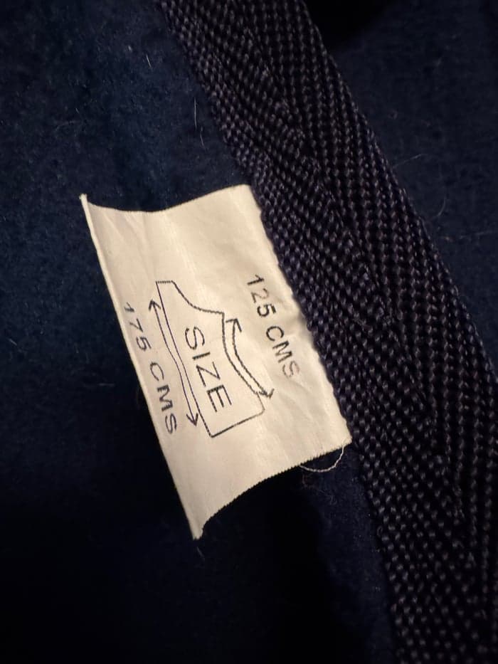 Media 3 av Mörkblått stalltäcke från Hippo