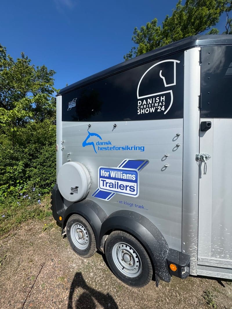 Bild 3 av Ny hästtransport från Williams Trailers
