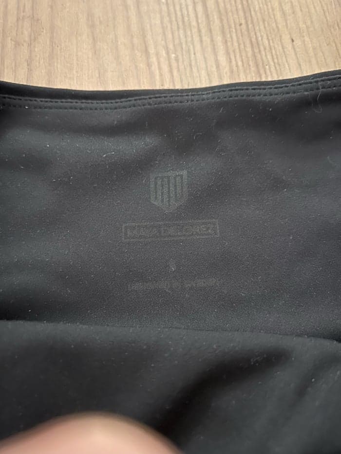 Media 3 of Svarta ridbyxor från Maya delorez 