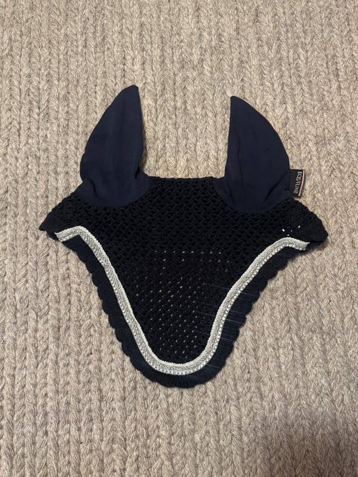 Media 2 av Mörkblå huva från Equiline med strass