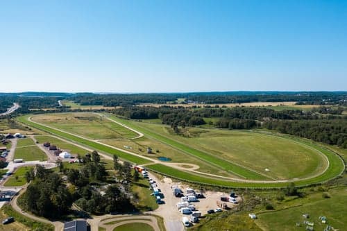 Ridläger med fokus på ponnygalopp – öppet för nybörjare