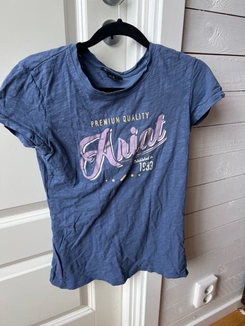 Bild av Blå t-shirt från Ariat