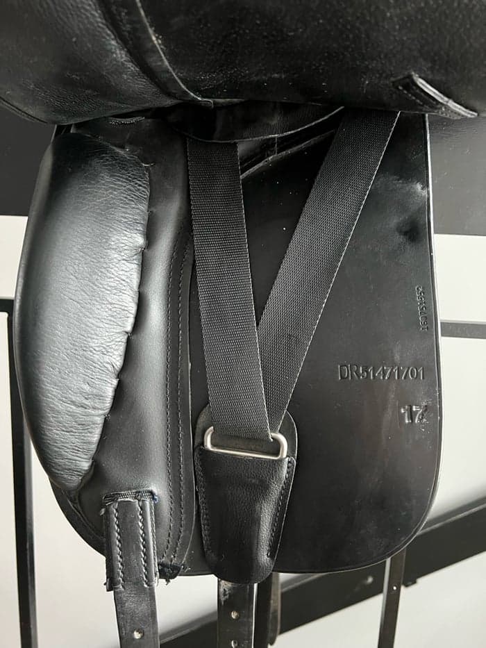 Media 5 av Dressyrsadel 17”