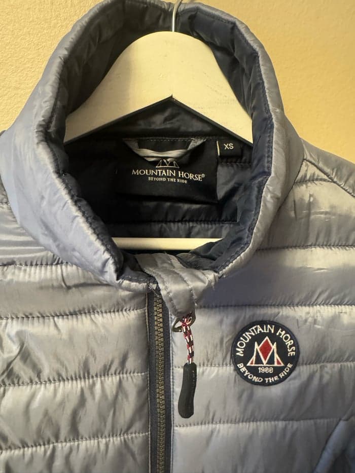 Media 3 of Blågrå lättviktsjacka från Mountain Horse