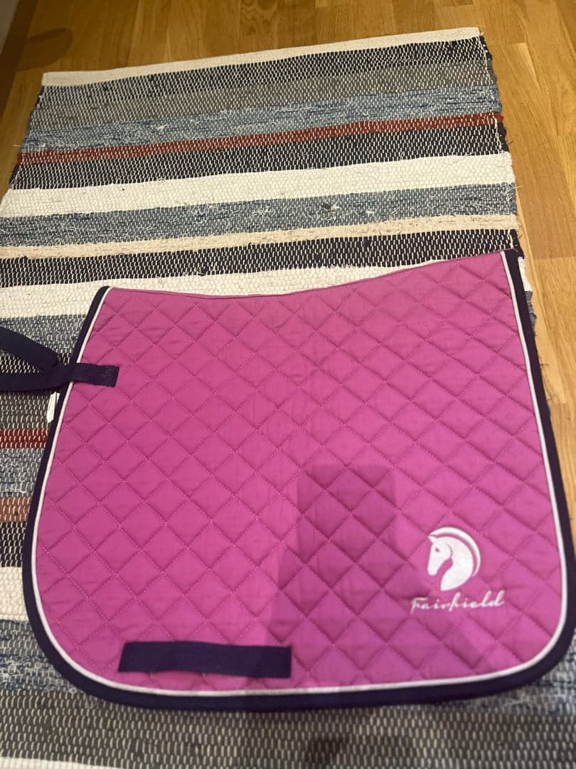 Image 1 of Rosa schabrak från Fairfield