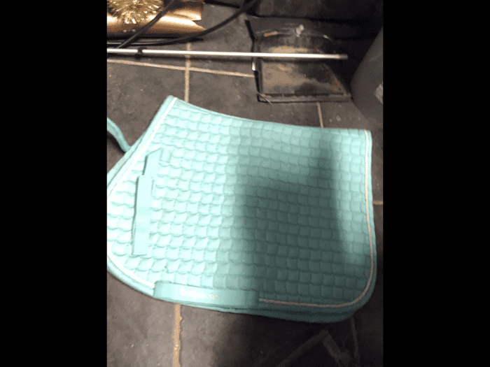 Media 1 av Turkost schabrak stl ponny 