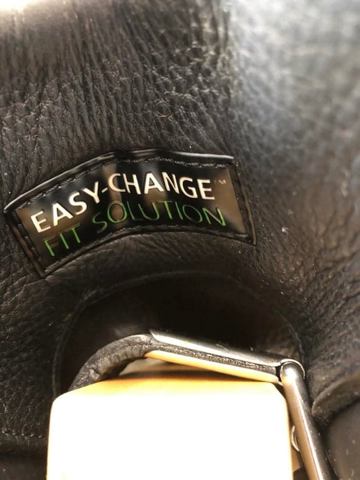 Media 3 av Bates Caprilli All Purpose CAIR – Easy-Change