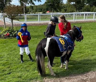 Inlägg 89 av Galopp med titeln Tucken i Göteborg🥉