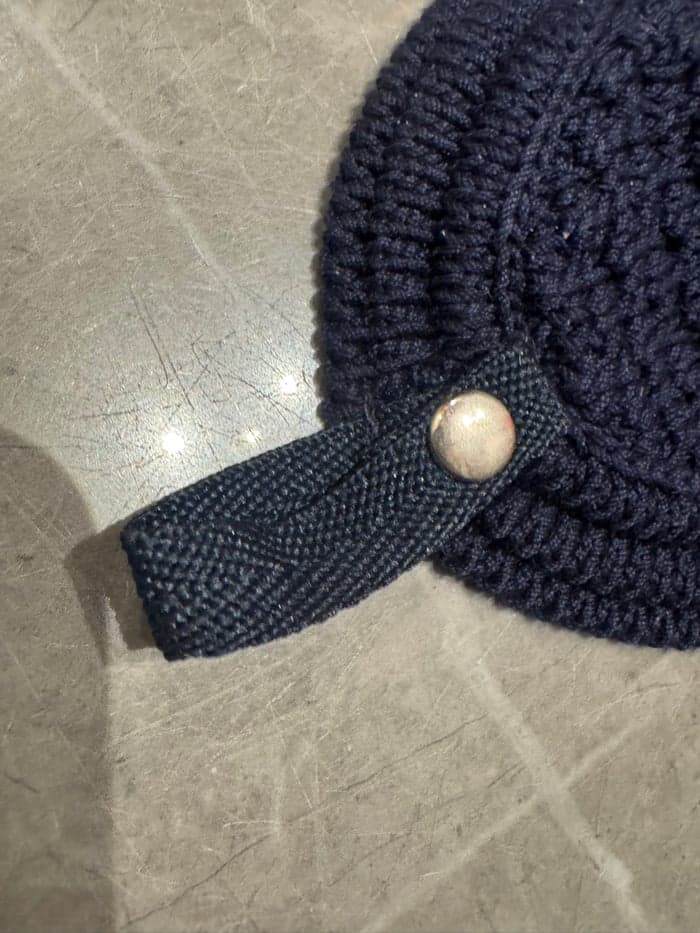 Media 4 av Mörkblå lång flughuva från Anna Scarpati