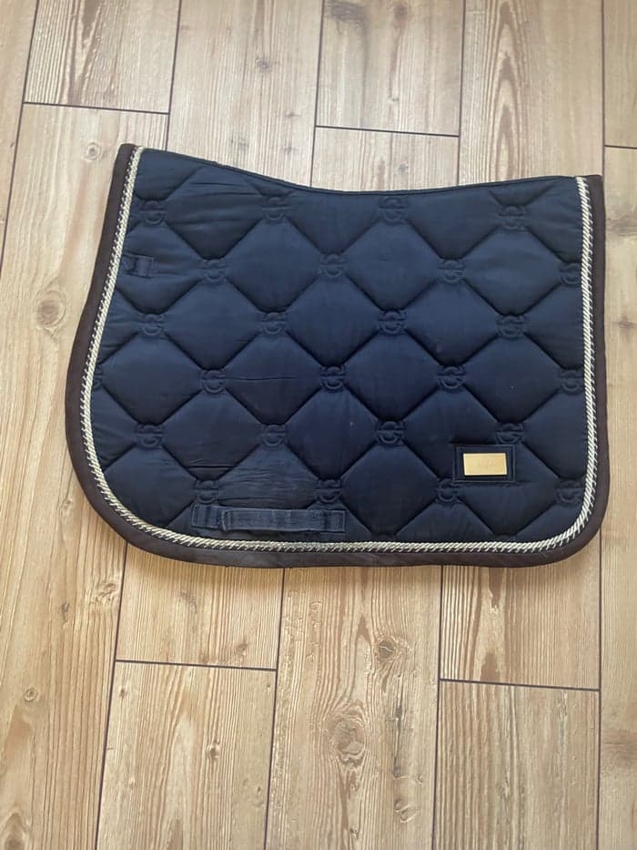 Media 1 av Mörkblått schabrak från equstrian Stockholm