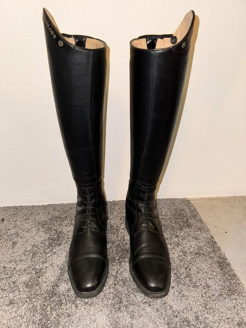 Bild 4 av Svarta tricolores ridstövlar storlek 39