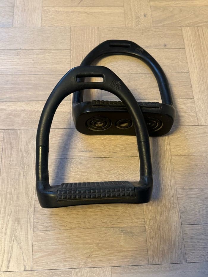 Media 1 av Royal Rider säkerhetsstigbyglar 