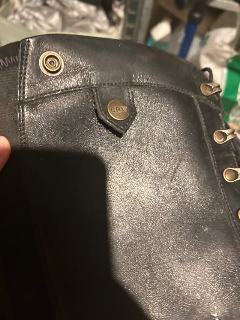 Bild 3 av Svarta ridstövlar