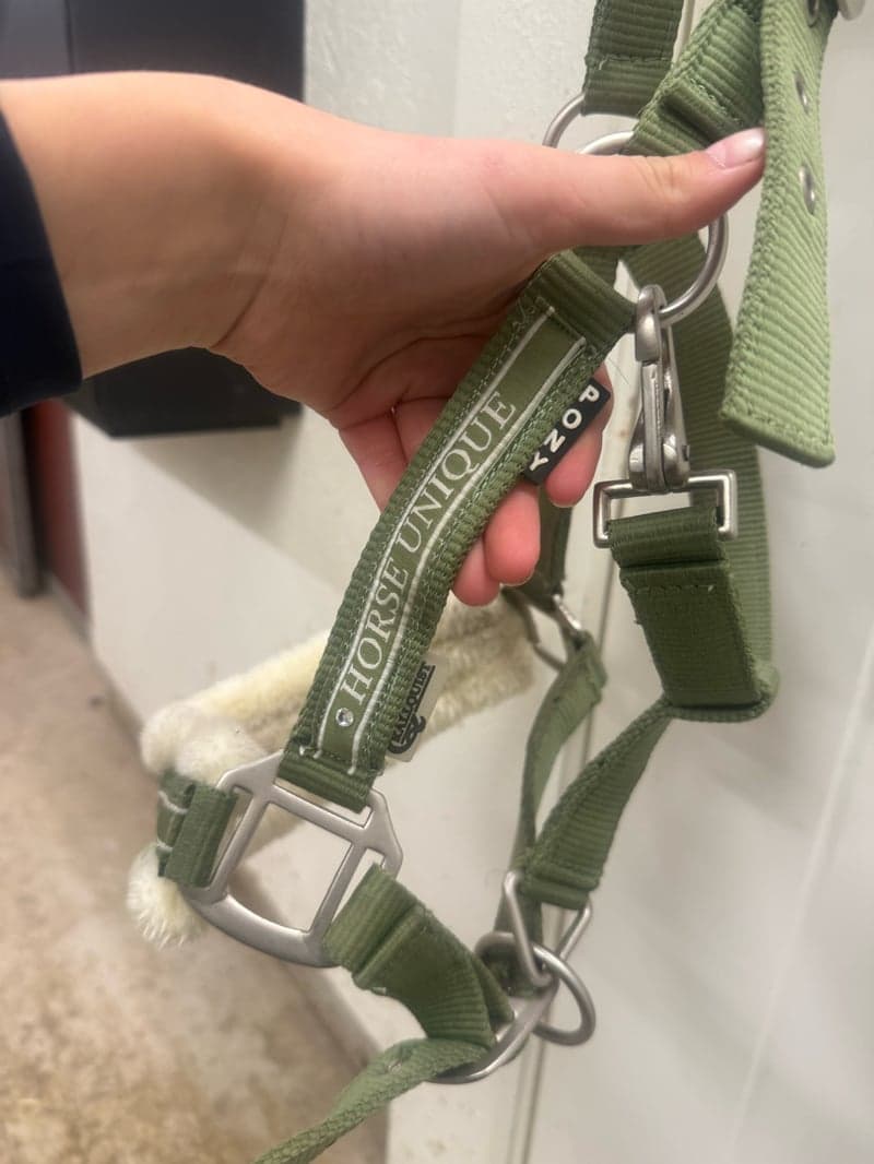 Image 3 of Grön/vit fluffgrimma