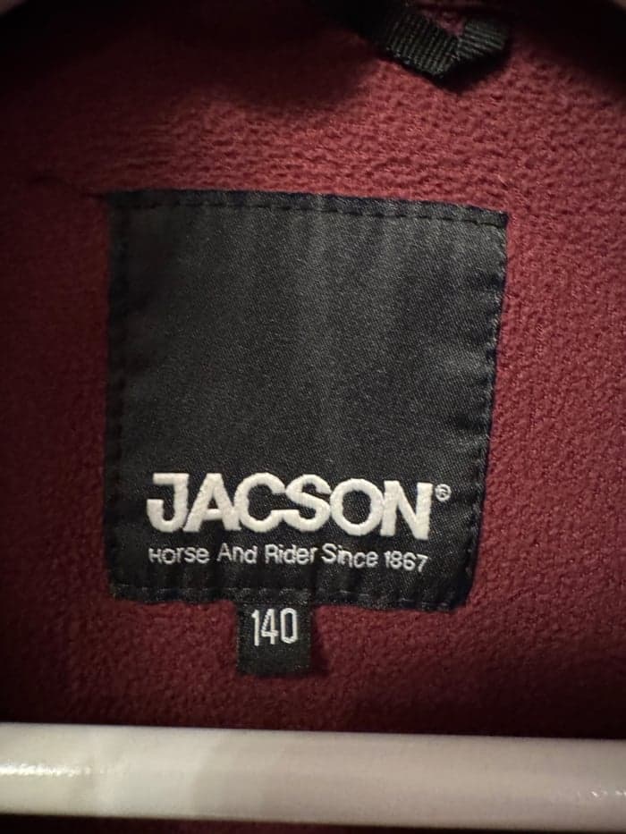 Media 5 av Vinröd ridtröja/ridjacka från Jackson 