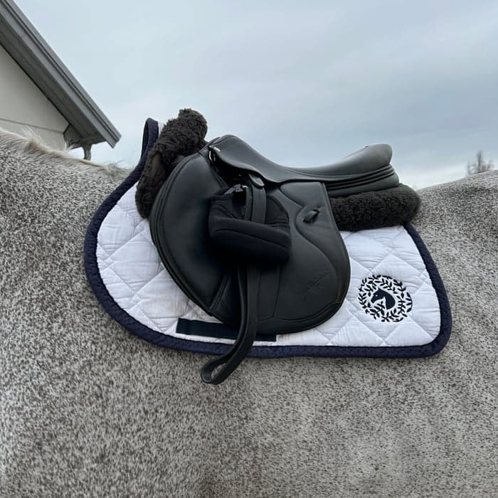 Media 1 av Vitt schabrak Jacson