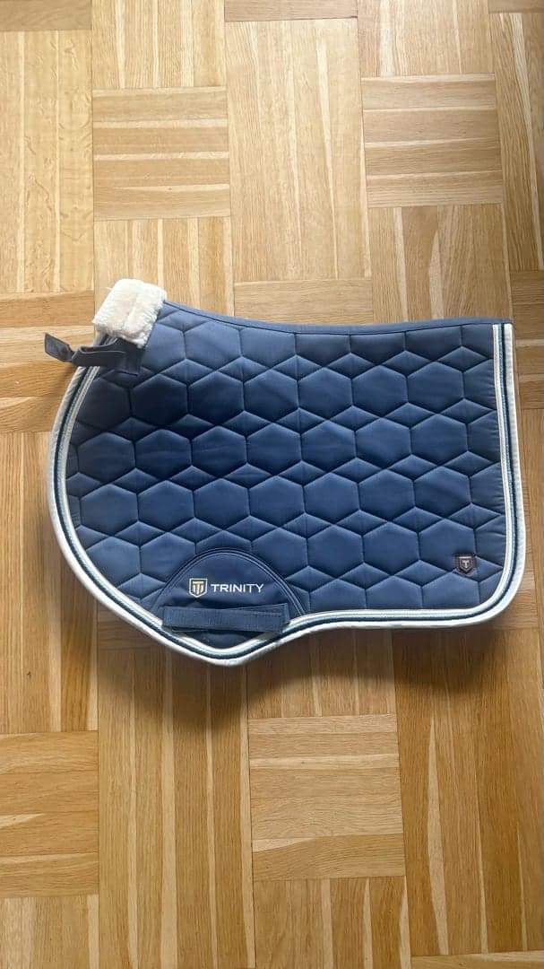 Bild 1 av Blått allroundschabrak från Trinity