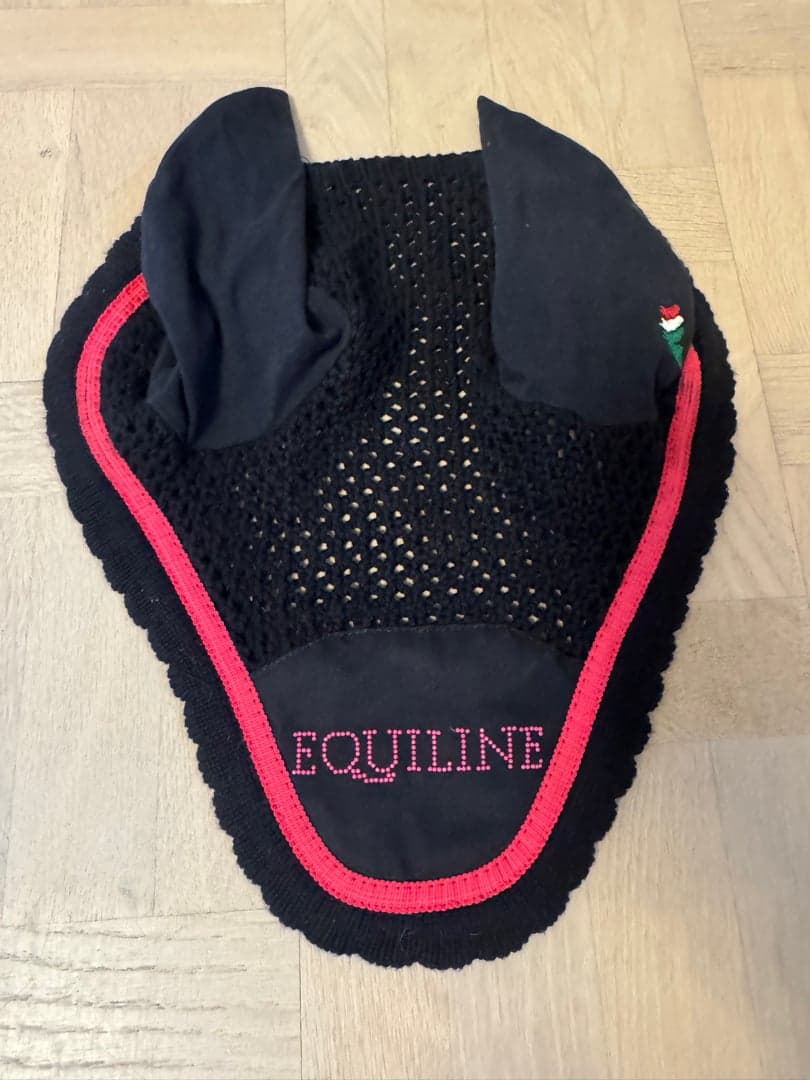 Bild 1 av Svart huva från Equiline Stl. Full