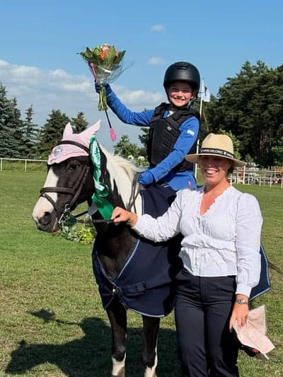Inlägg 15 av Irländsk Sporthäst med titeln Vinst i LA ⭐️