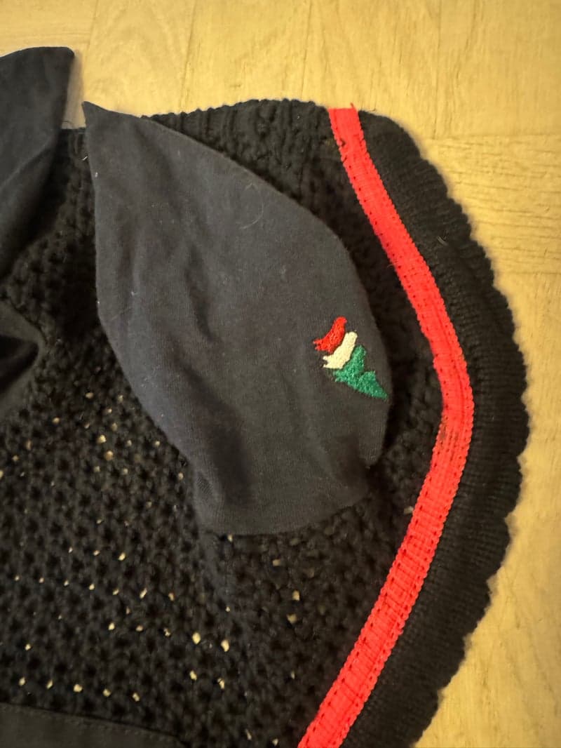 Bild 3 av Svart huva från Equiline Stl. Full