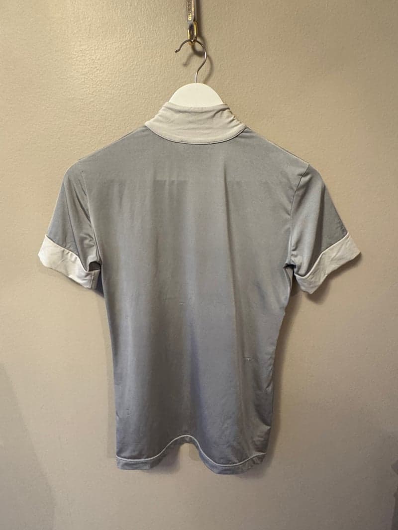 Bild 3 av Grå kortärmad tävlingströja med strass