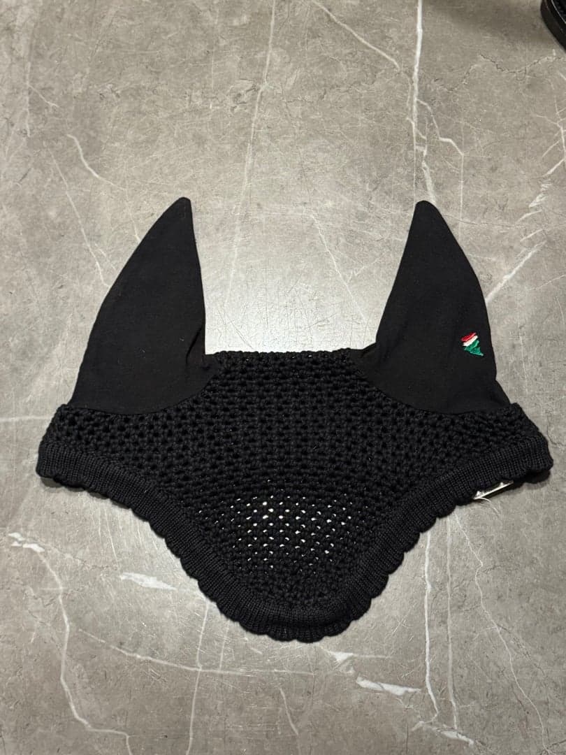 Bild 1 av Svart huva från Equline