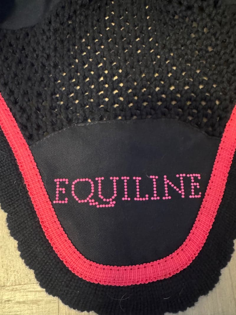 Bild 2 av Svart huva från Equiline Stl. Full