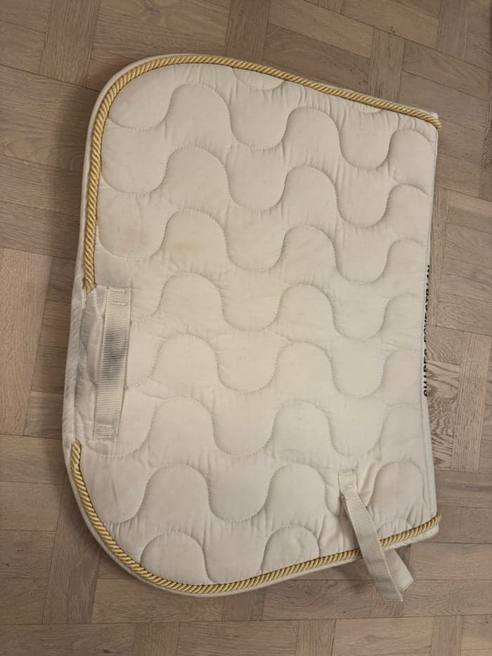 Media 6 av Beige schabrak