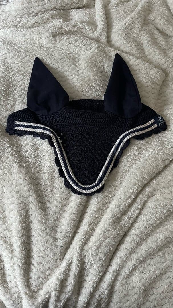 Bild 1 av Mörkblå flughuva från Anna Scarpati