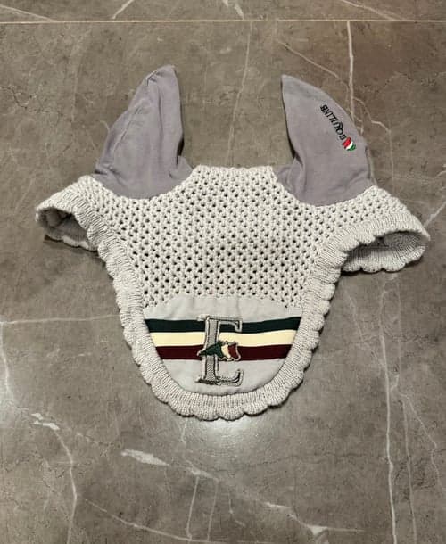 Bild av Grå huva från Equiline Stl full