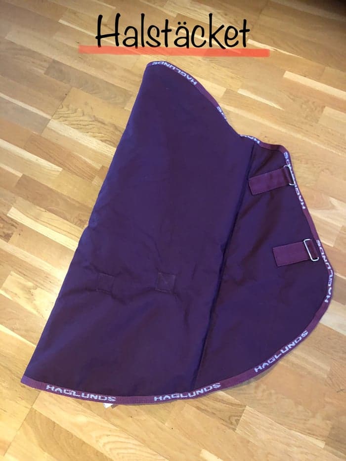 Media 5 av Vinrött täcke med hals från Haglunds