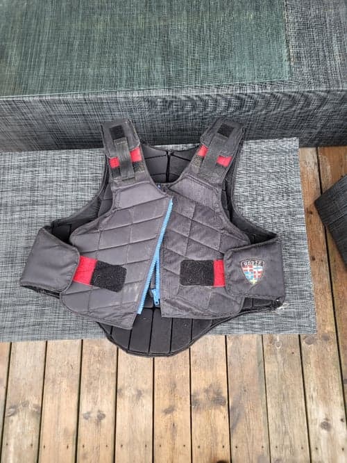 Bild av Black vest by Horseware