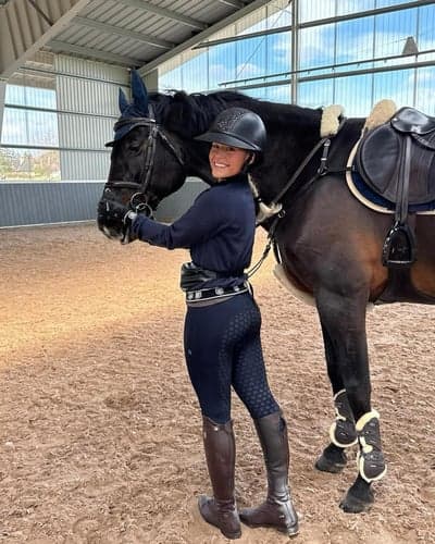 Inlägg 6 av Holsteiner med titeln Finbesök av Klara Hammarström 😍⭐️