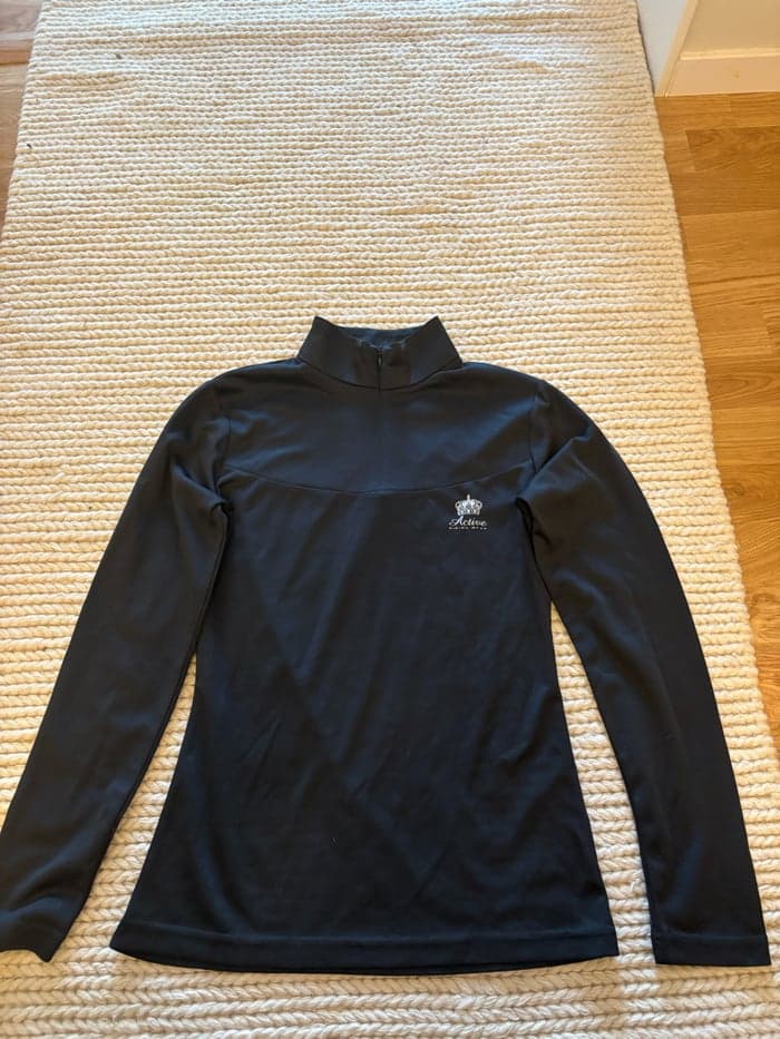 Media 1 av Svart långärmad tröja från Active Equestrian