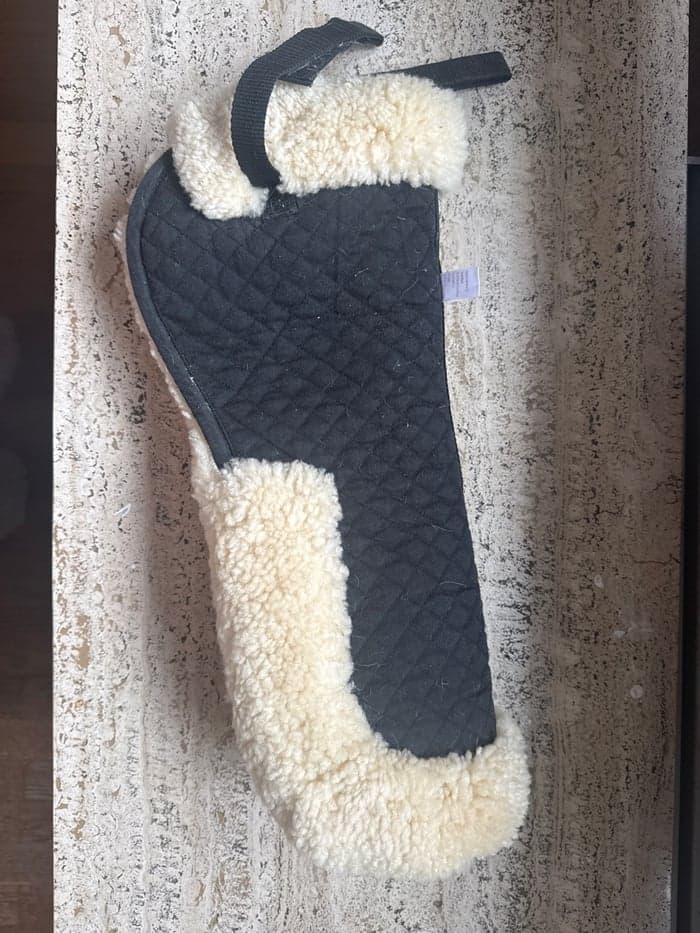 Media 1 av Svart fårskinnspad 