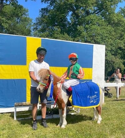 Inlägg 78 av Galopp med titeln Bästa ponny 
