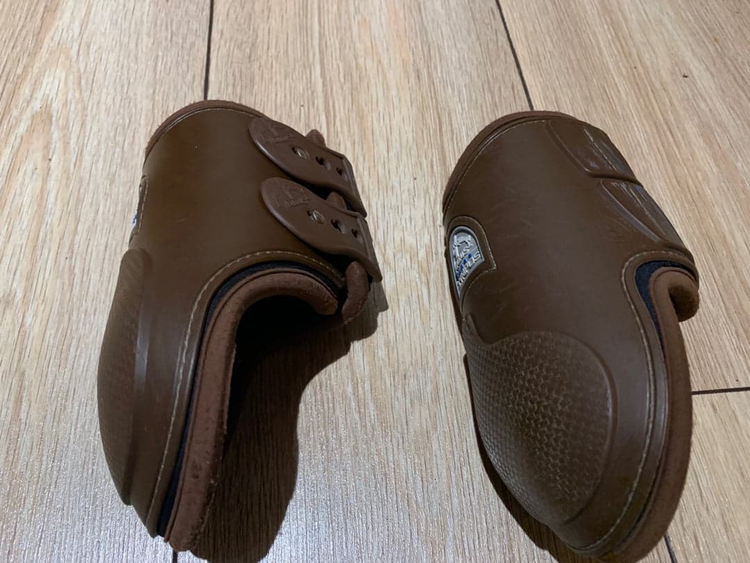 Bild 1 av Brun bakskydd