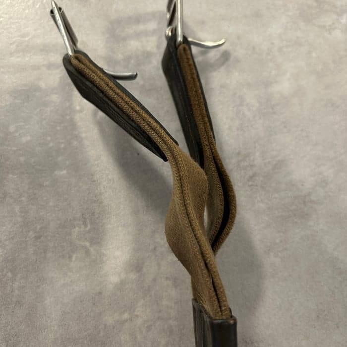 Media 2 av Brun sadelgjord