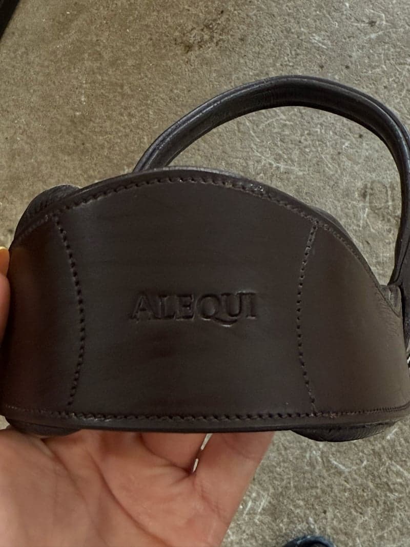 Bild 2 av Mörkbrunt träns från Alequi