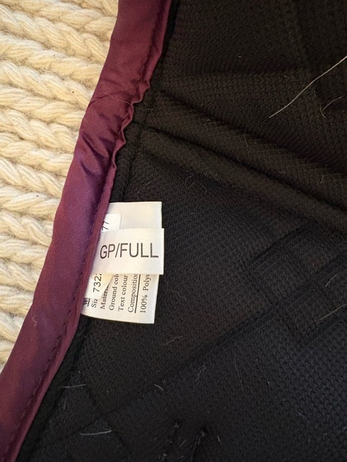 Media 3 av Vinrött schabrak från COPPERFIELD