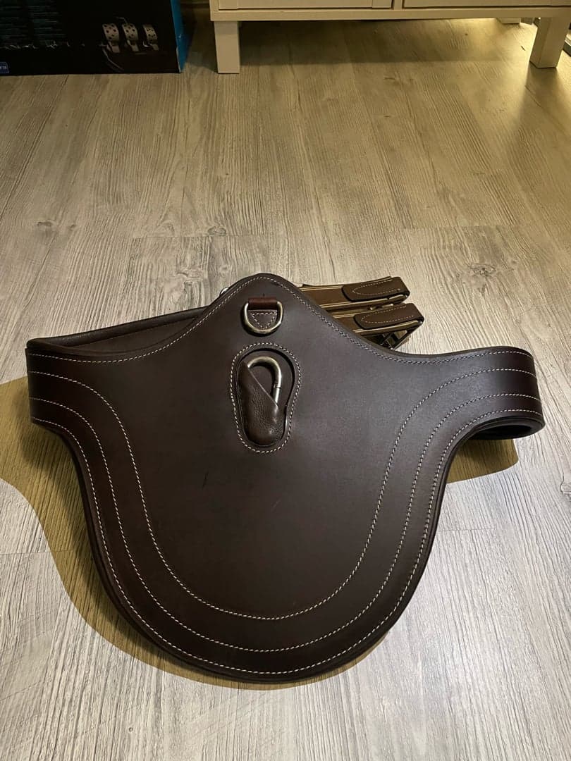 Bild 1 av Mörkbrunt sadelgjord från Fairfield