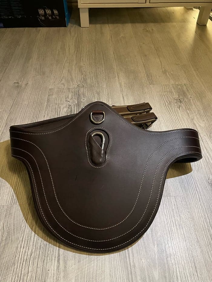 Media 1 av Mörkbrunt sadelgjord från Fairfield