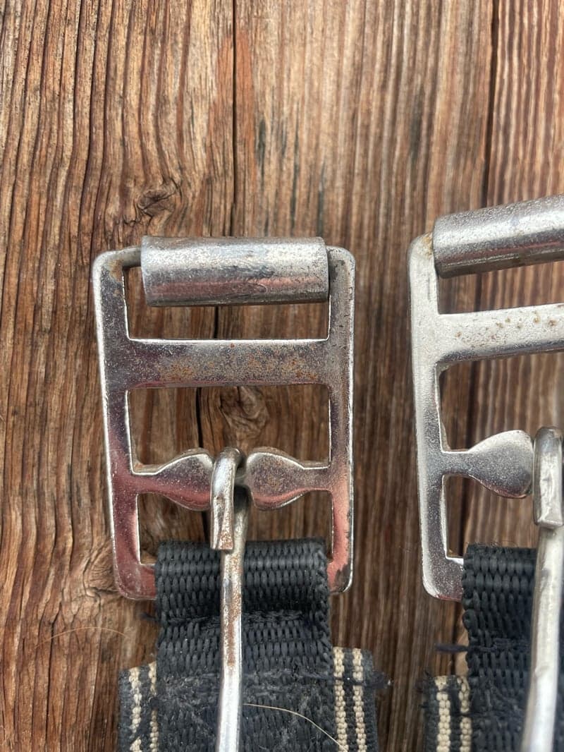 Bild 2 av Svart sadelgjord